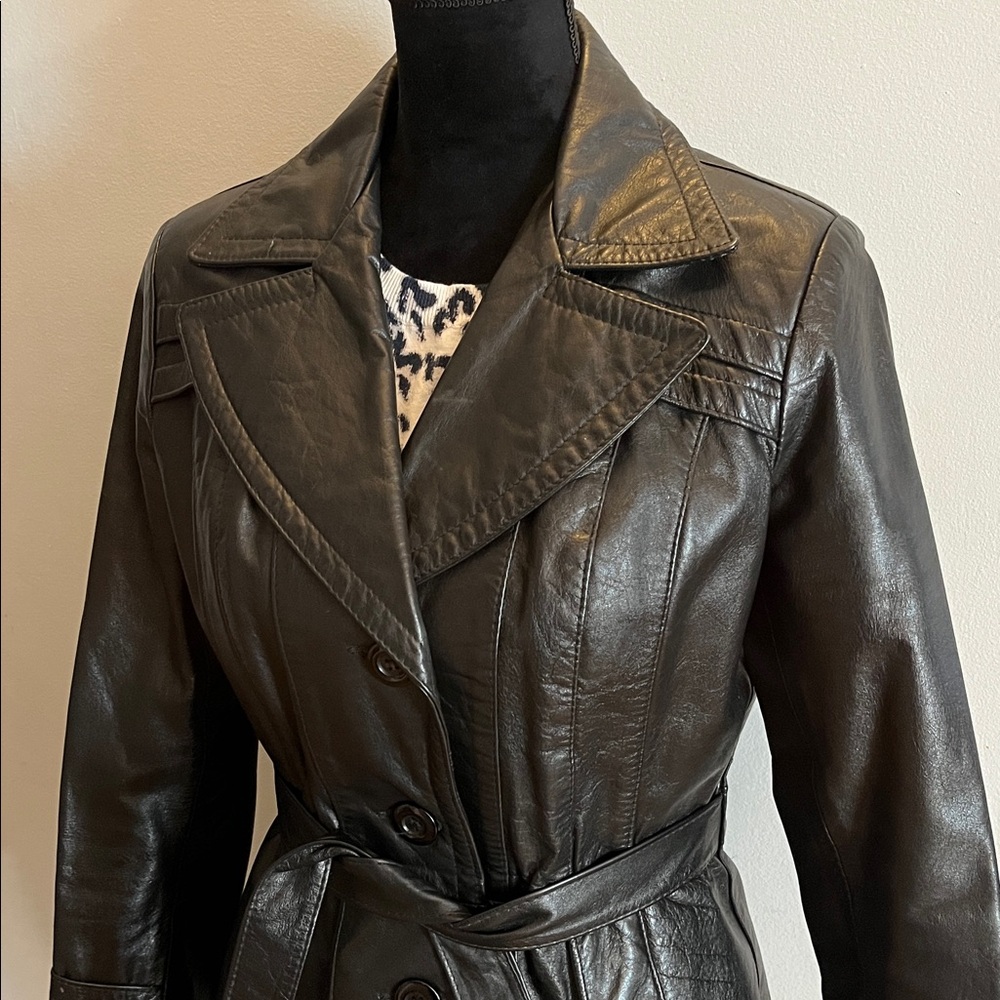 Vintage 70s Cosa Nova Belted Leather Jacket, black, size 12 (fits like a medium)
